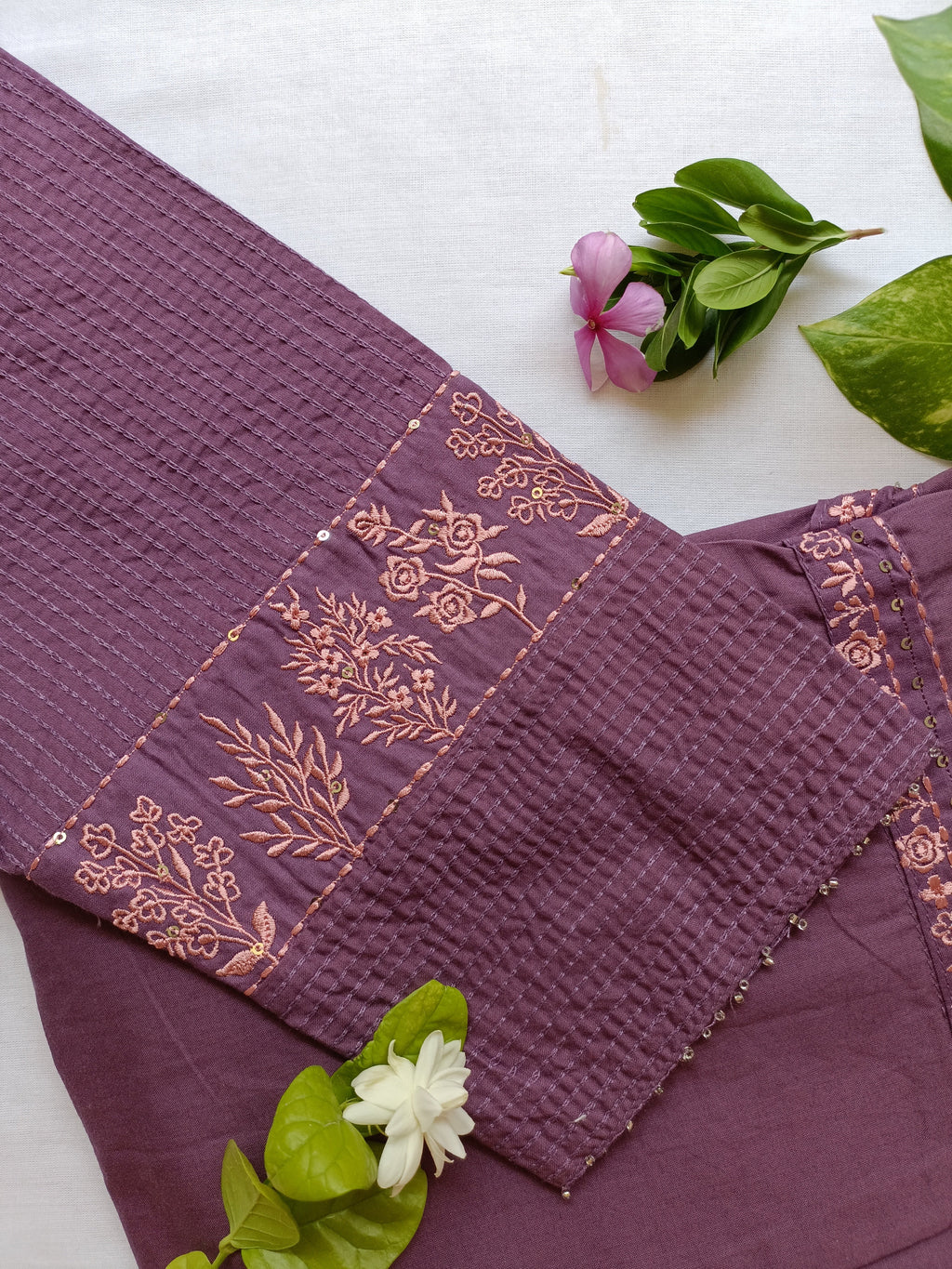 "Farah" Purple Embroidered kurta set(2 pc)