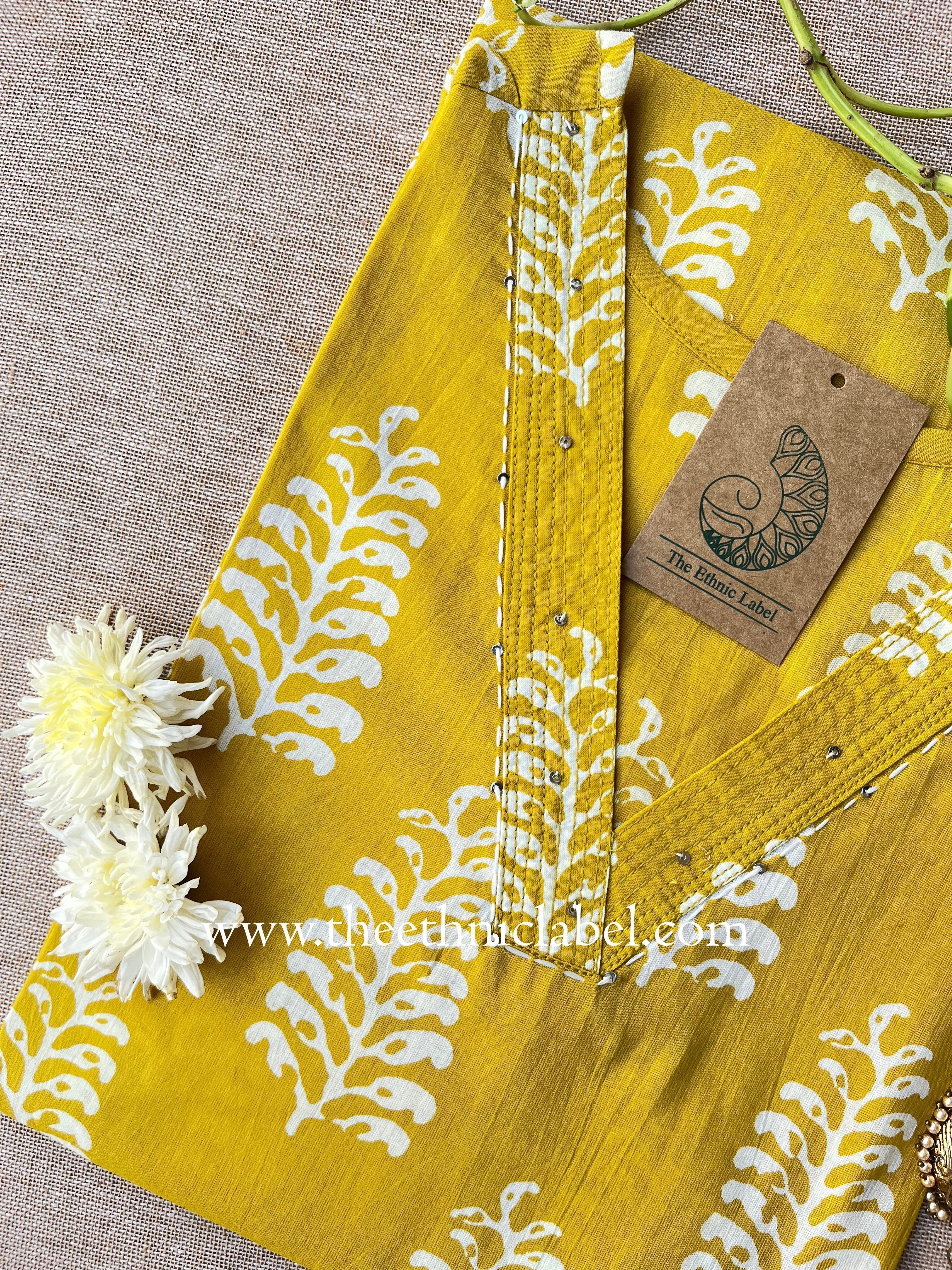 "Safina" Boota Cotton kurta