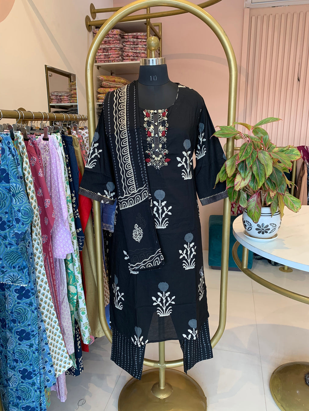 "Farida" Hand Block Printed Cotton Kurta Set(3pc) - Big Size