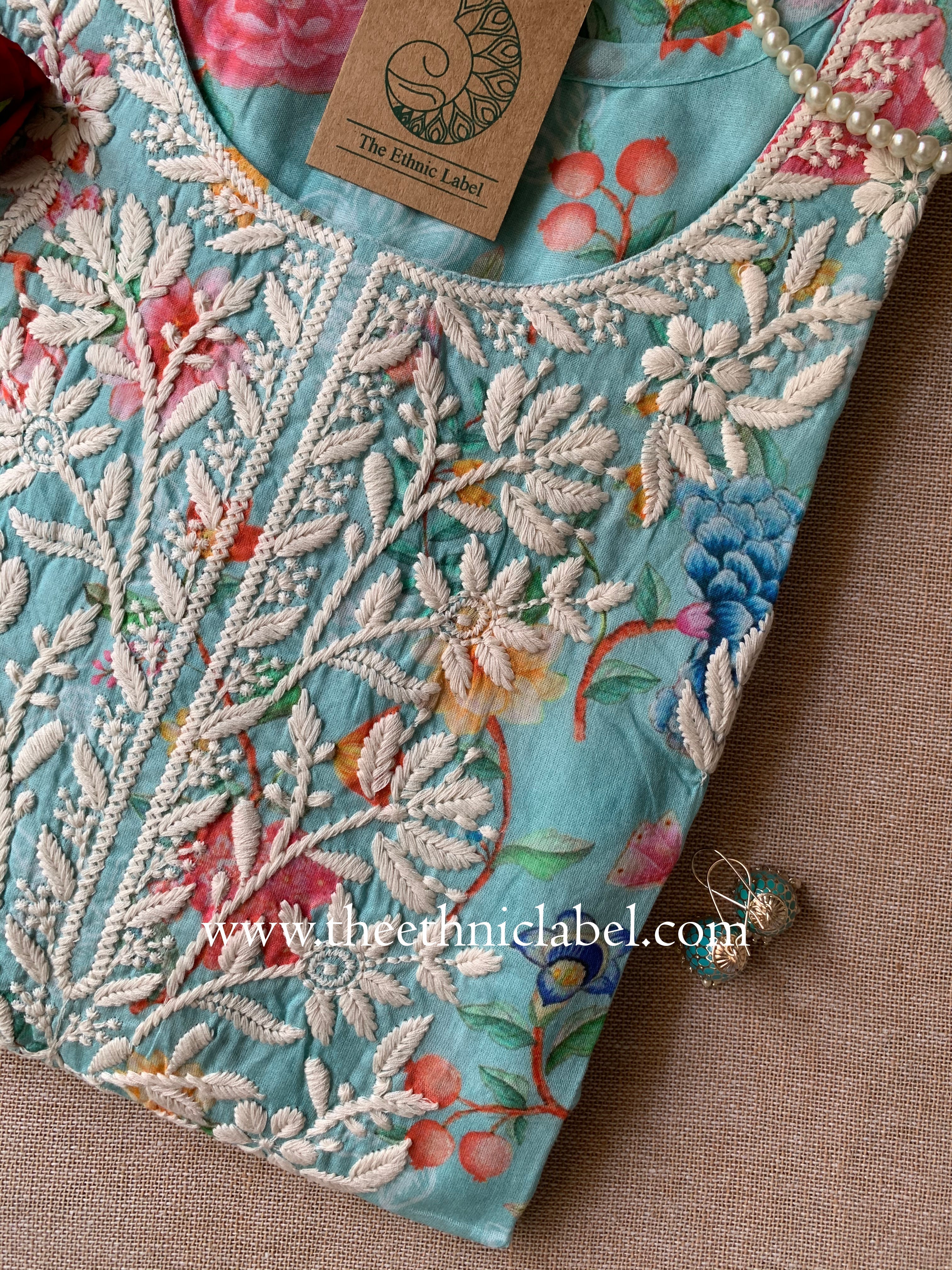 "Anahita" Chikankari Floral Cotton kurta