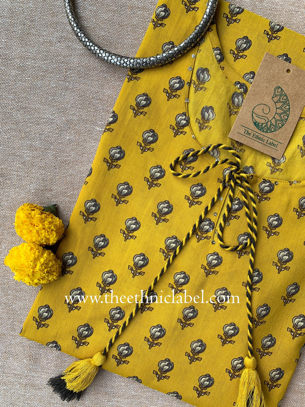 "Chaitali" Boota tassel Cotton kurta