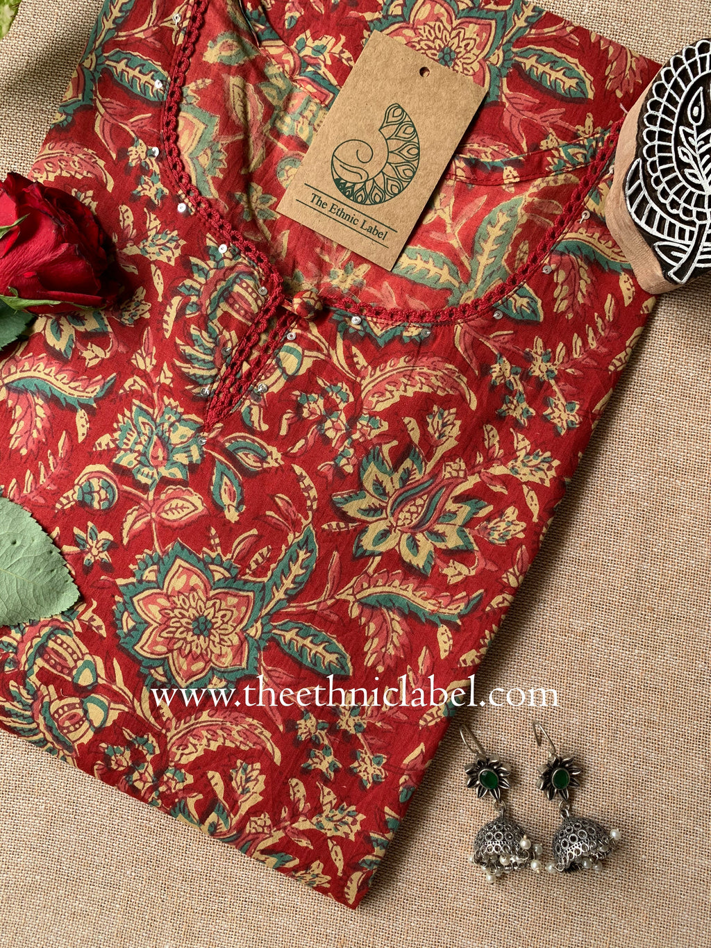 "Zareen" Laced Cotton kurta